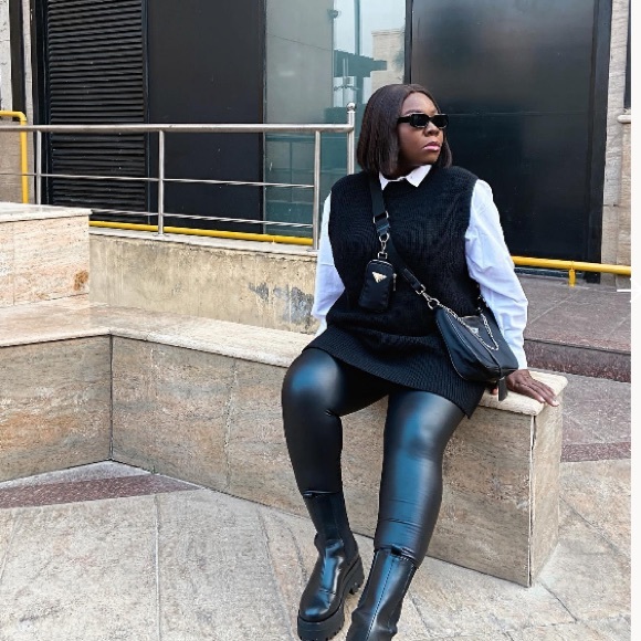 NWT H&M rib knit sweater vest - Picture 4 of 14